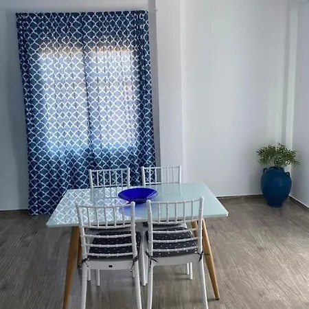 80 τ.μ. δίπλα από την θάλασσα στην ελιά. Appartamento Elia (Monemvasia, Laconia)