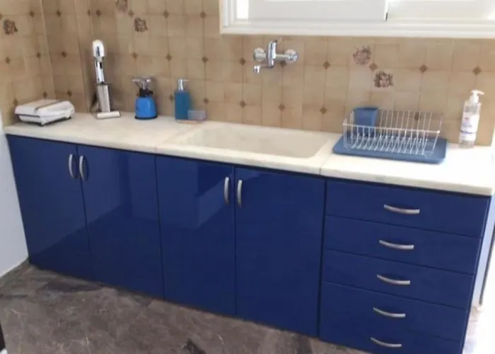 80 τ.μ. δίπλα από την θάλασσα στην ελιά. Апартаменты *